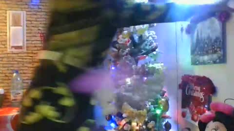 real_coupl3 online show from December 2025 06:59:02 PM