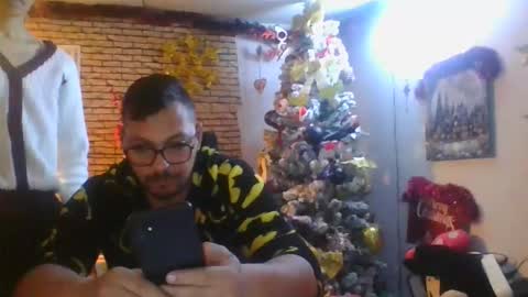 real_coupl3 online show from December 2025 07:04:02 AM