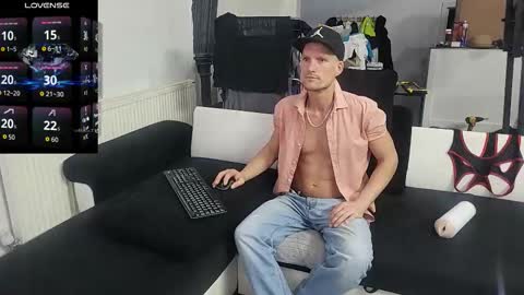 Snapshot of reallyman7 chatting on December 2025 01:13:02 AM Ask me online show from December 2025 01:13:02 AM