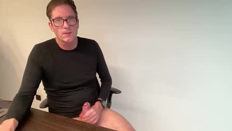 realstuff_ online show from November 2025 09:44:02 AM