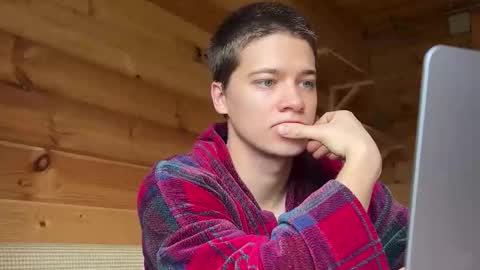 AliceEve online show from September 2025 09:09:01 AM