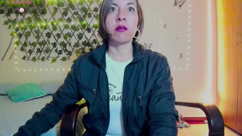 Snapshot of rebbeca09 chatting on September 2025 10:40:02 AM Rebbeca online show from September 2025 10:40:02 AM