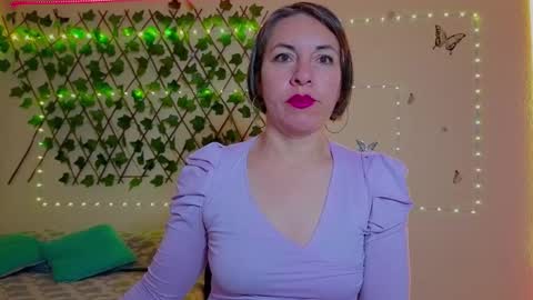 Snapshot of rebbeca09 chatting on October 2025 10:36:01 AM Rebbeca online show from October 2025 10:36:01 AM