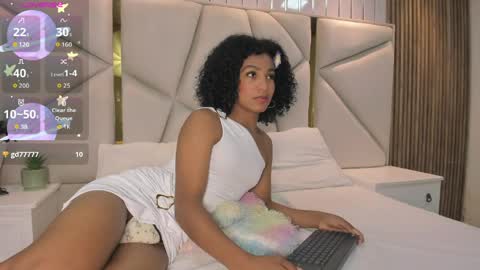 Snapshot of rebeca_brown_ chatting on May 2026 11:29:01 AM Rebeca online show from May 2026 11:29:01 AM