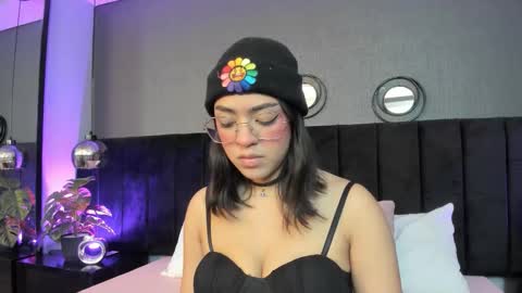 rebeca_taylor_ online show from March 2026 12:51:02 PM