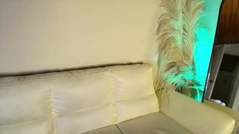 Snapshot of rebeca_williams_ chatting on February 2025 02:07:01 AM Rebeca Williams online show from February 2025 02:07:01 AM