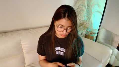 Snapshot of rebeca_williams_ chatting on February 2025 02:29:02 AM Rebeca Williams online show from February 2025 02:29:02 AM