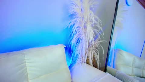 Snapshot of rebeca_williams_ chatting on February 2025 05:11:02 AM Rebeca Williams online show from February 2025 05:11:02 AM