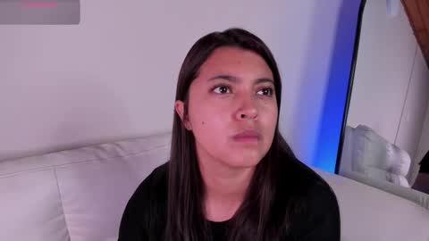 Snapshot of rebeca_williams_ chatting on October 2025 11:25:01 AM Rebeca Williams online show from October 2025 11:25:01 AM