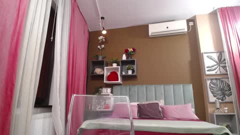 rebecablackx online show from January 2025 10:38:01 AM