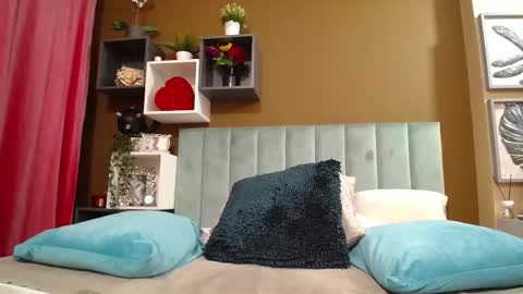 rebecablackx online show from February 2025 08:05:01 AM