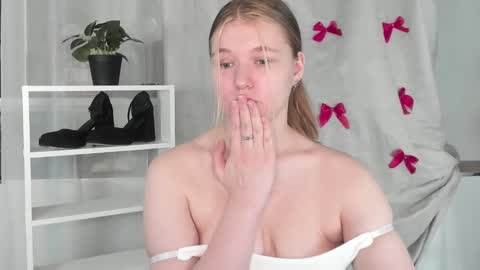 rebecca_____ online show from January 2025 06:36:02 PM