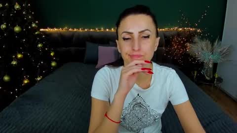 rebecca_diamonds online show from January 2025 03:14:02 PM