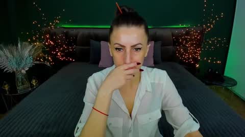 rebecca_diamonds online show from February 2025 06:52:02 AM