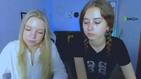 rebecca_smile_ online show from October 2025 12:25:02 PM