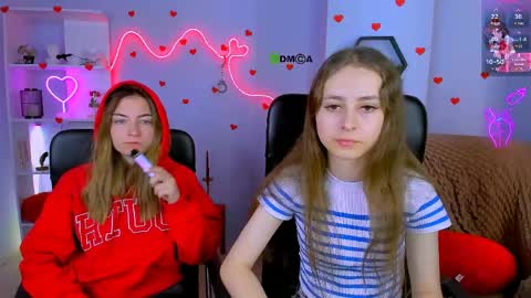 rebecca_smile_ online show from May 2026 06:00:02 AM