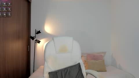 Rebecca online show from May 2026 11:02:02 PM