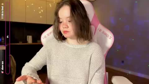 Snapshot of rebeccaniksoon chatting on January 2025 05:32:01 AM Rebecca Nikson online show from January 2025 05:32:01 AM