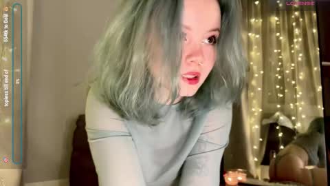 Snapshot of rebeccaniksoon chatting on November 2025 02:34:01 AM Rebecca Nikson online show from November 2025 02:34:01 AM