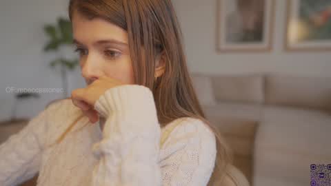 Snapshot of rebeccastonee chatting on September 2025 09:40:02 PM - Maria - Of rebeccastonec - telegram online show from September 2025 09:40:02 PM