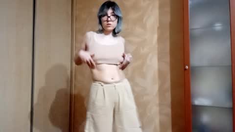 Snapshot of rebeckaaspinwall chatting on March 2026 02:33:02 PM Zoe online show from March 2026 02:33:02 PM