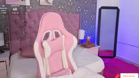 Rebekah online show from November 2025 03:45:01 AM