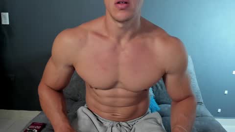 twitter REECET26 instagram RECCETAYLOR online show from January 2025 03:40:02 AM