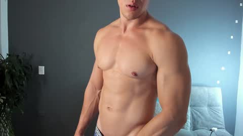 twitter REECET26 instagram RECCETAYLOR online show from February 2025 12:05:02 PM