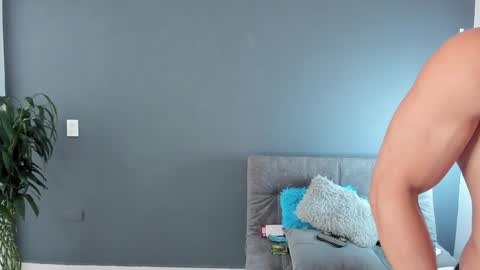 twitter REECET26 instagram RECCETAYLOR online show from February 2025 04:22:01 PM