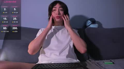 Snapshot of recklessalan chatting on January 2026 03:43:02 AM Alan online show from January 2026 03:43:02 AM