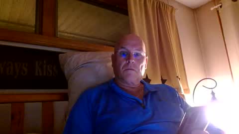 Snapshot of recman15 chatting on October 2025 12:52:02 AM Mtn. Man online show from October 2025 12:52:02 AM