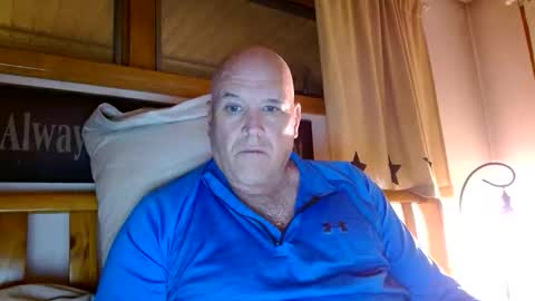 Snapshot of recman15 chatting on October 2025 03:09:02 AM Mtn. Man online show from October 2025 03:09:02 AM