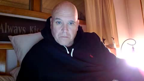 Snapshot of recman15 chatting on November 2025 02:44:01 AM Mtn. Man online show from November 2025 02:44:01 AM