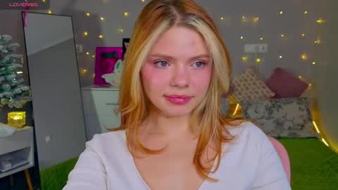 red__candy online show from December 2025 02:10:02 PM