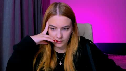 red__dizzy online show from September 2025 07:02:02 PM