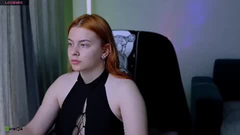 Snapshot of red__dizzy chatting on June 2026 10:42:01 AM red__dizzy online show from June 2026 10:42:01 AM