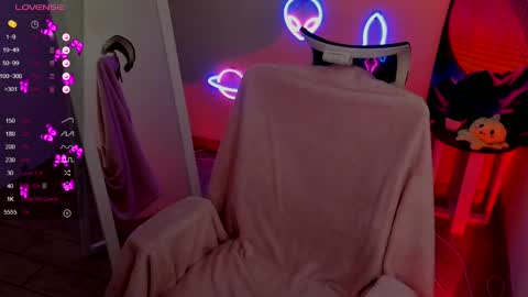 Bestie online show from February 2025 04:45:02 PM