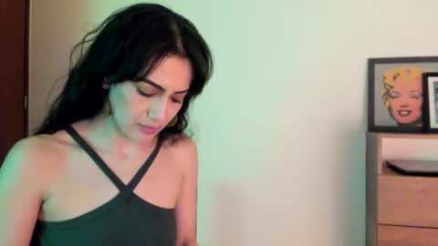 red_flower203 online show from April 2026 01:50:01 AM