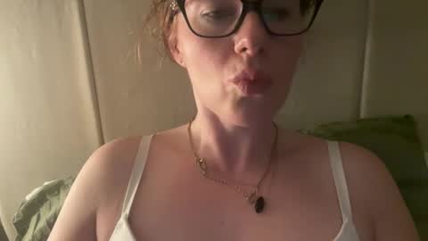 Rosie online show from September 2025 04:25:01 AM