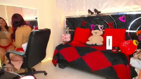 Luna online show from February 2025 03:25:01 AM