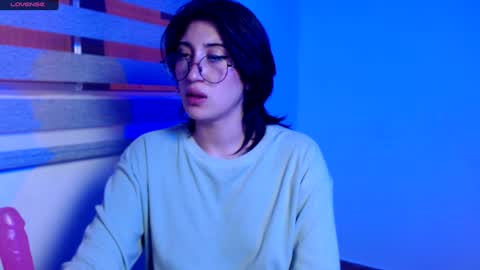 IG   OF red moonn online show from December 2024 04:53:02 PM