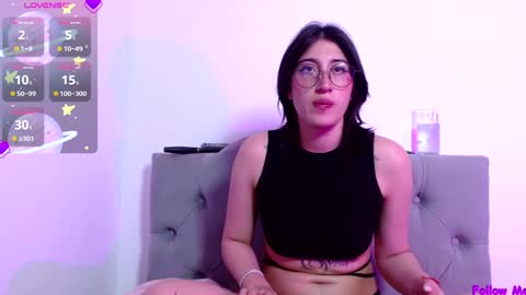 IG   OF red moonn online show from December 2024 08:54:01 PM