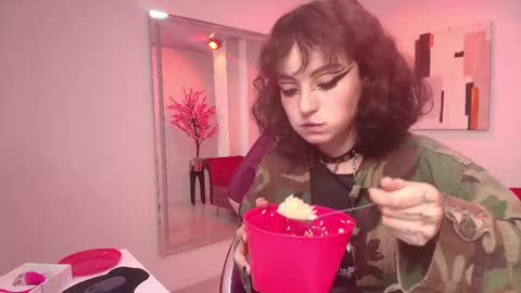 Res Moon online show from January 2025 02:06:01 AM