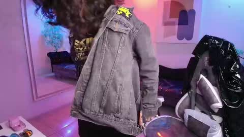 Res Moon online show from October 2025 11:21:02 AM