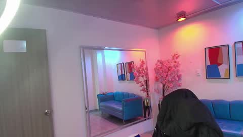 Res Moon online show from November 2025 11:09:02 AM