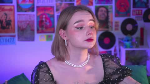 QUEEN OF EVIL online show from December 2024 11:39:01 PM