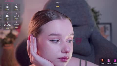 QUEEN OF EVIL online show from December 2024 08:26:02 PM