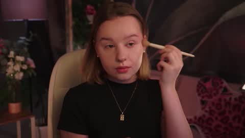 QUEEN OF EVIL online show from October 2025 02:10:01 AM