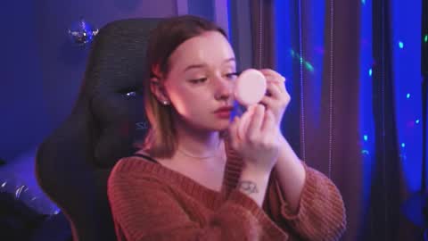 QUEEN OF EVIL online show from October 2025 02:25:02 AM