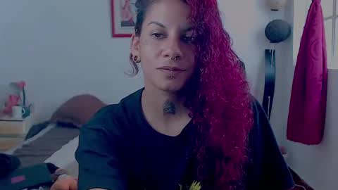 Instagram Valerie yourdream online show from February 2025 05:07:02 PM